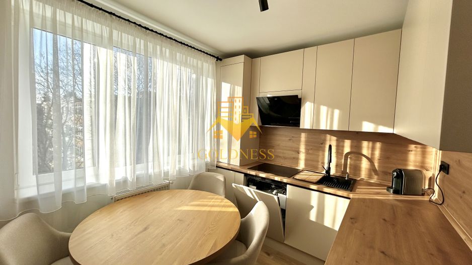 2 camere semidecomandate, Prima Inchiriere, Hotel Royal Gheorgheni - Poză 5