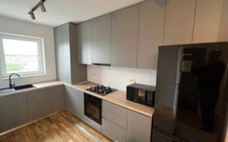 Vila in complex imobiliar - Poză 2