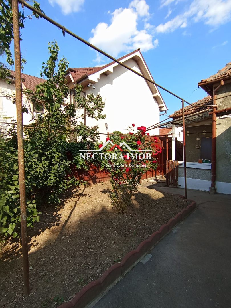 NECTORA IMOB-Apartament la casa, 4 camere, 100 mp, Str. Louis Pasteur - Poză 3