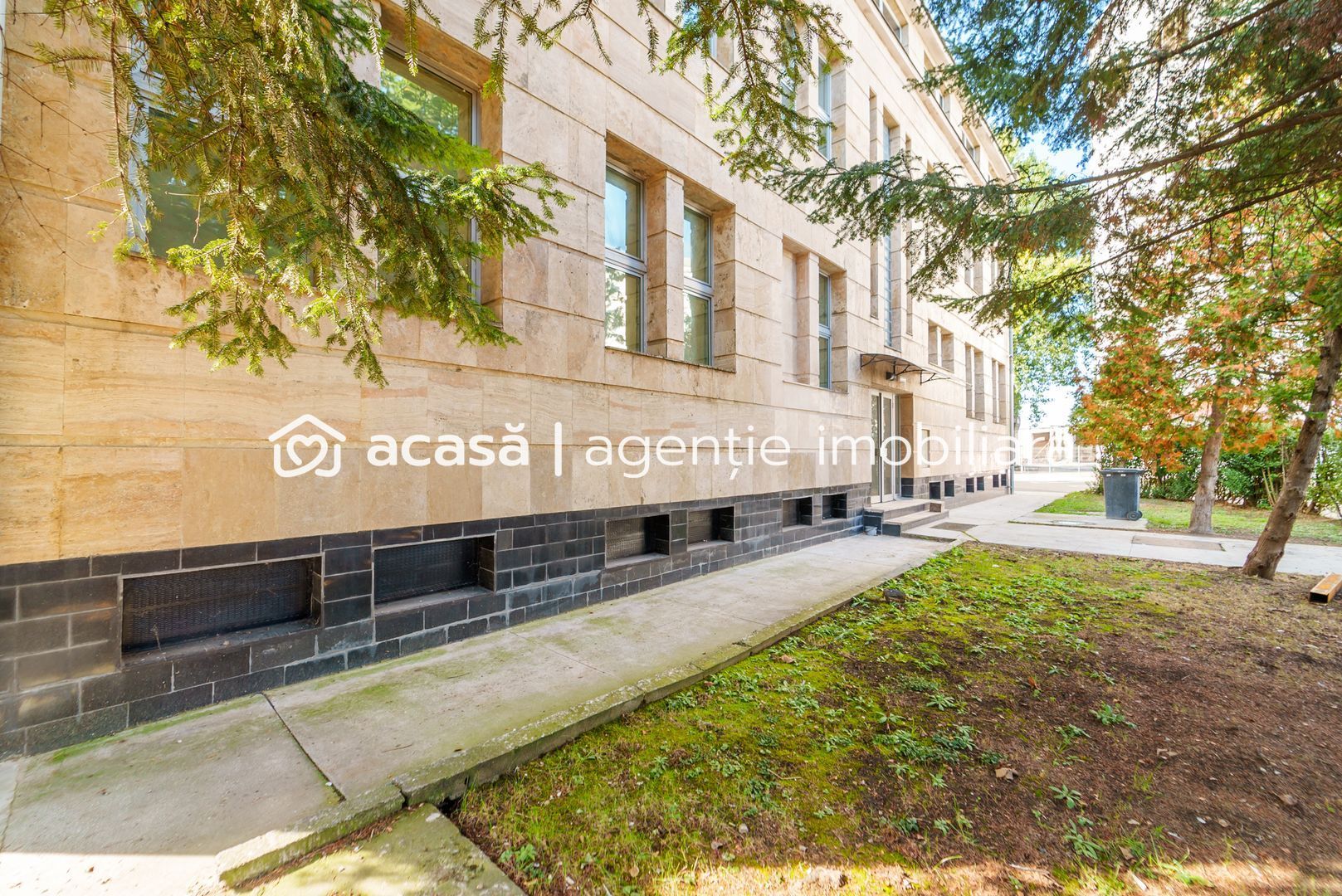 Birouri de închiriat in cladire simbol - Poză 2