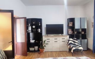 Apartament cu 3 camere in Craiter - Poză 1