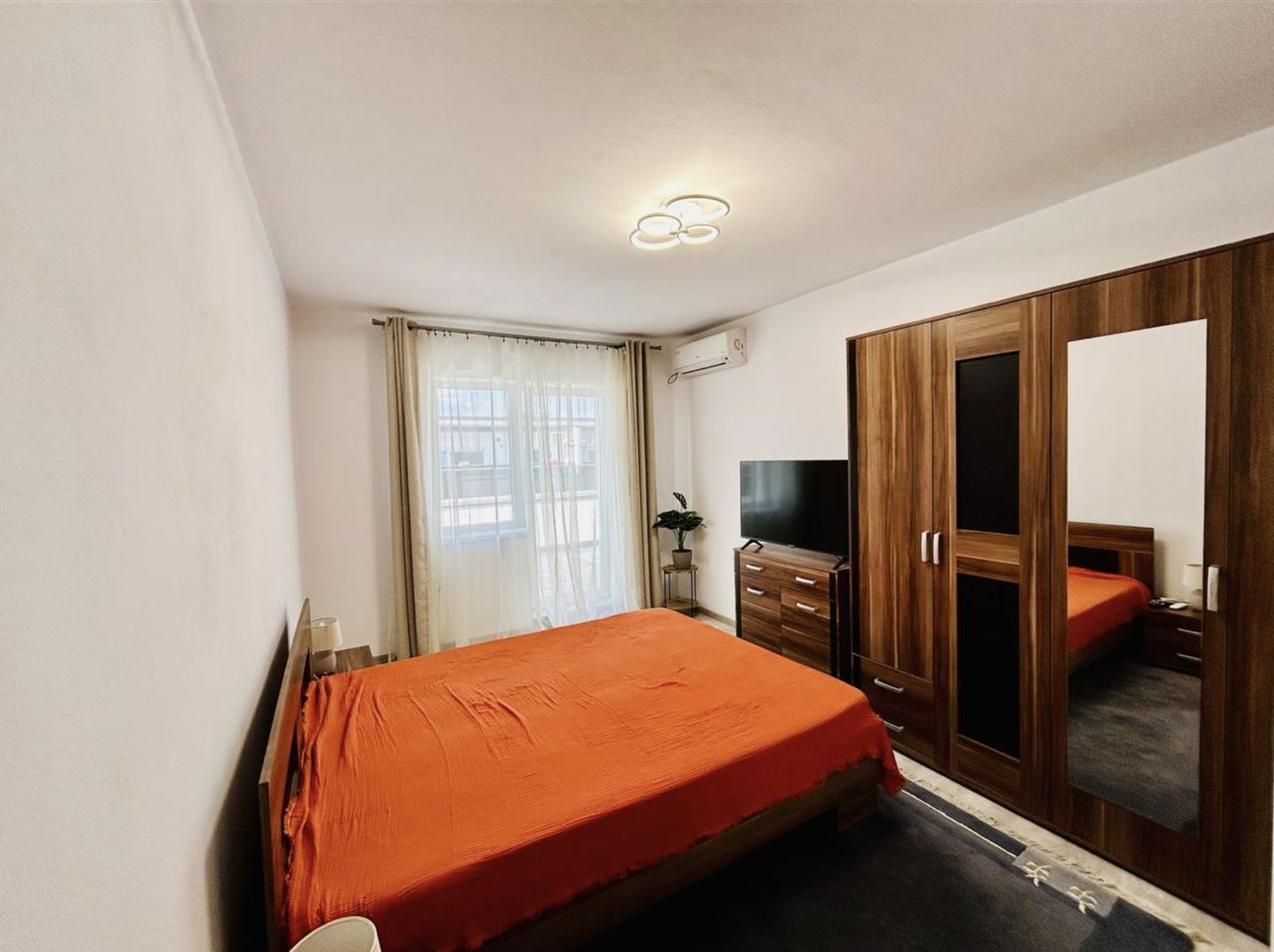 Penthouse la cheie, 4 camere, 2 bai, terasa mare, cart. Kogalniceanu - Poză 13