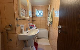 2 camere | etaj 2 | centrala proprie | renovat | zona excelenta | - Poză 7