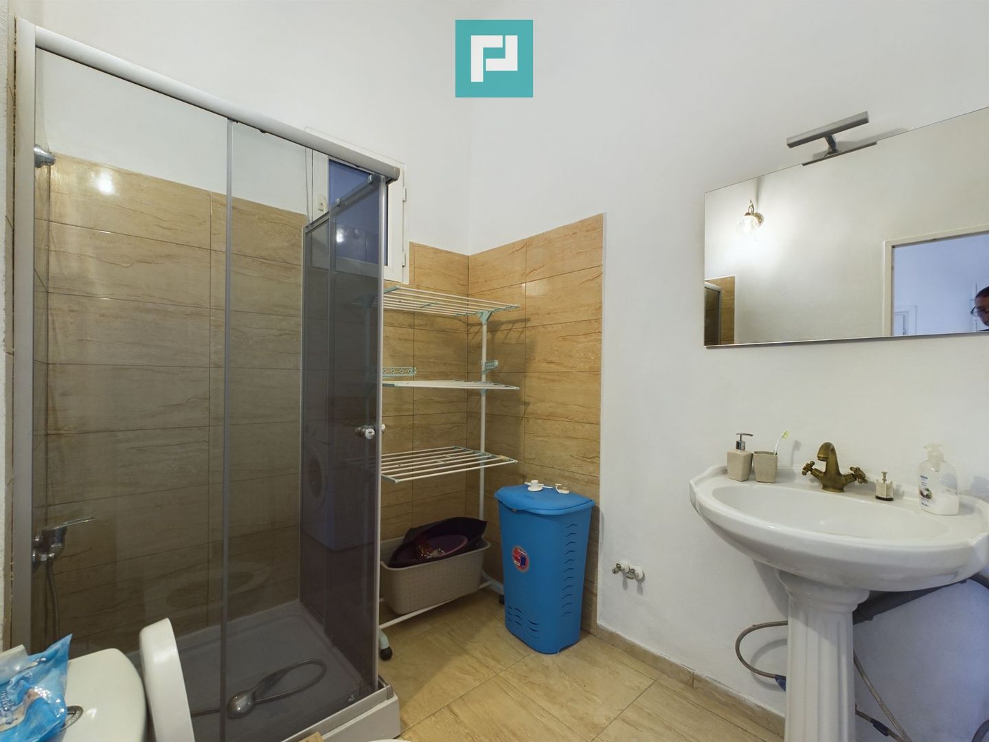 Apartament cu 2 camere la casă zonă centrală - Poză 9