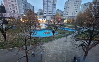 Vanzare apartament Ultracentral, Strada Mare, vedere catre pietonala - Poză 2