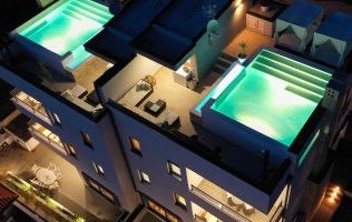 Apartament de lux cu Gradina, Terasa, Parcare subterana + Piscina