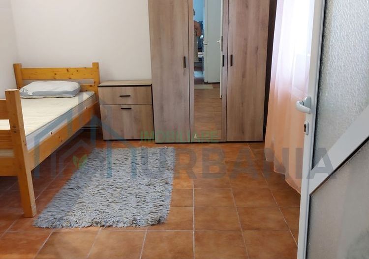 Cameră cu baie proprie, vilă, Centru - UMF N.Leon, doar pentru fete - Poză 2