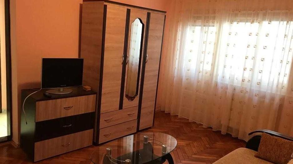 Apartament cu 2 camere de inchiriat, in Cetate - Poză 1