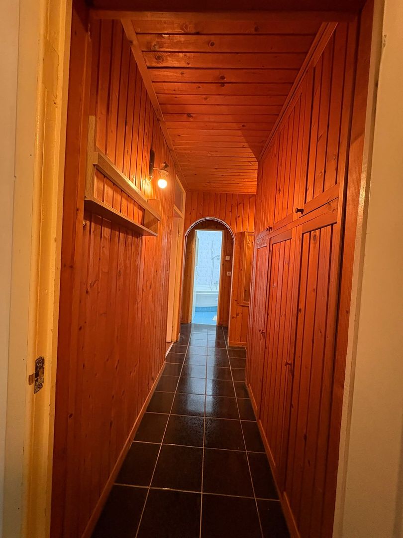 Apartament 4 decomandat camere 87 mp de închiriat zona semicentrala etaj 1 - Poză 7