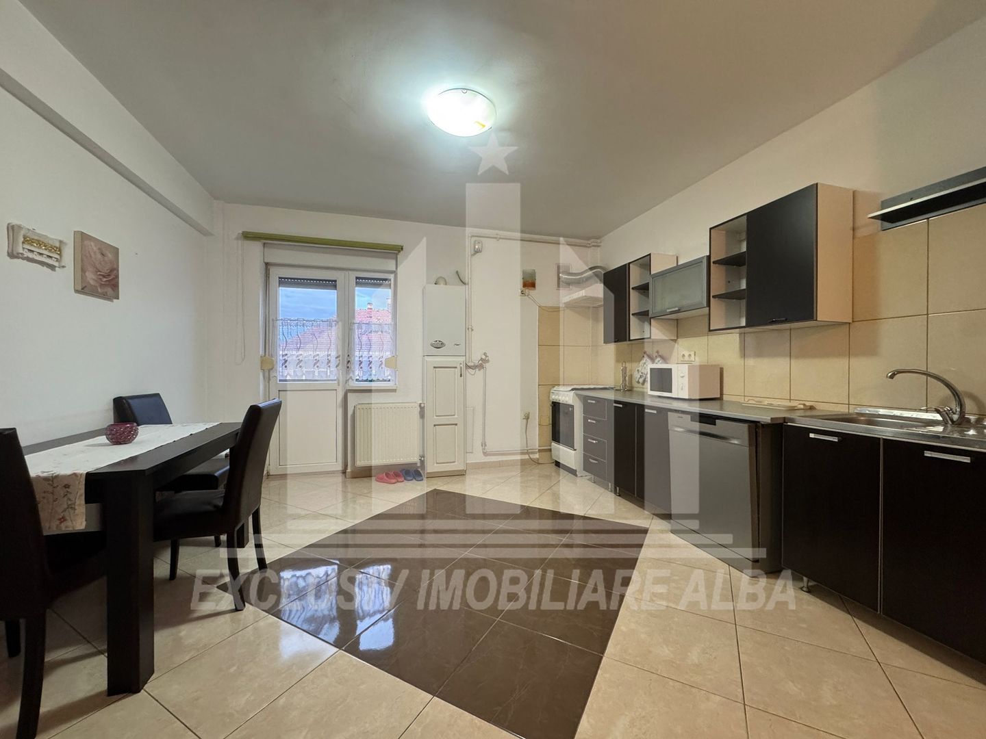 Apartament cu 2 camere, bloc nou, terasa 17 mp, Centru - Poză 4