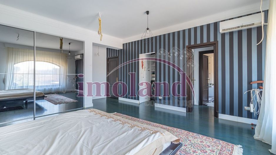 Vila cu piscina si garaj - 6 dormitoare - Pantelimon - Poză 27