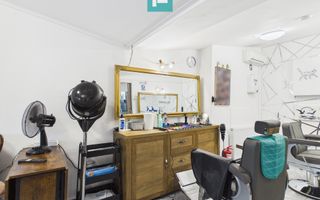 Spațiu comercial, complet aranjat, Velența - Poză 5