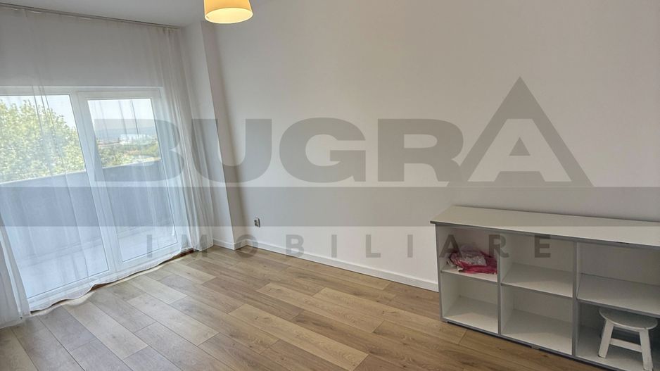 Apartament 3 camere, 60 mp,  parcare, terasa, zona Vivo - Poză 4