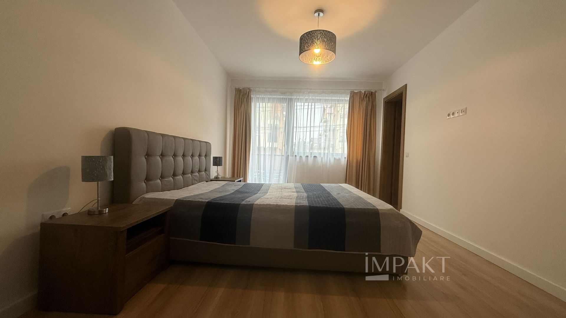 Casa tip duplex cu 4 camere la cheie in cartierul Europa - Poză 6