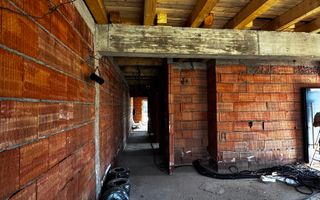 Casa Finisata 4 camere 107 mp-terasa-teren 388 mp-Aerodrom - Poză 4