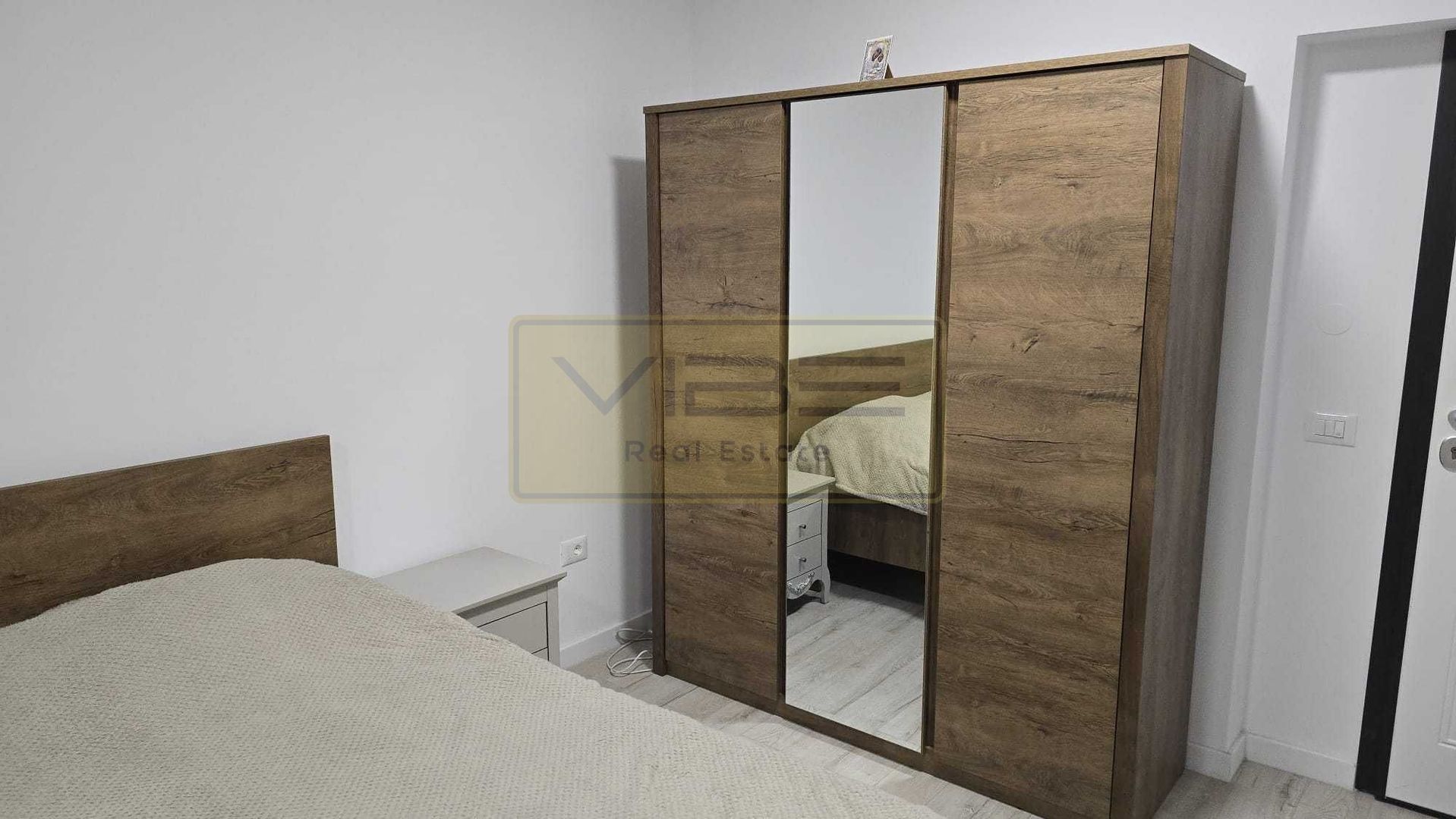 Apartament nou, modern, cu parcare la Comat Towers. - Poză 12