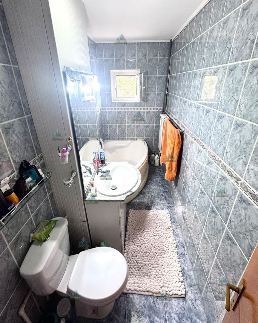 Apartament 3 camere de vânzare – Zona Valah - Poză 7