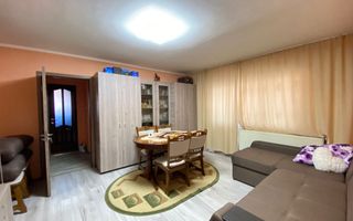 Apartament 3 camere, la etaj 4 cu acoperis, zona Garii - Poză 1