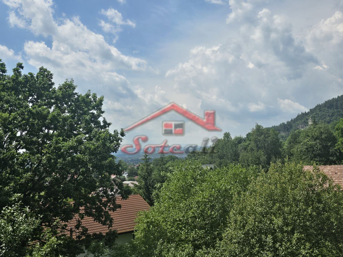Vila de vanzare in Cornu ( Cornu de Sus) - teren 3300 mp - Poză 10