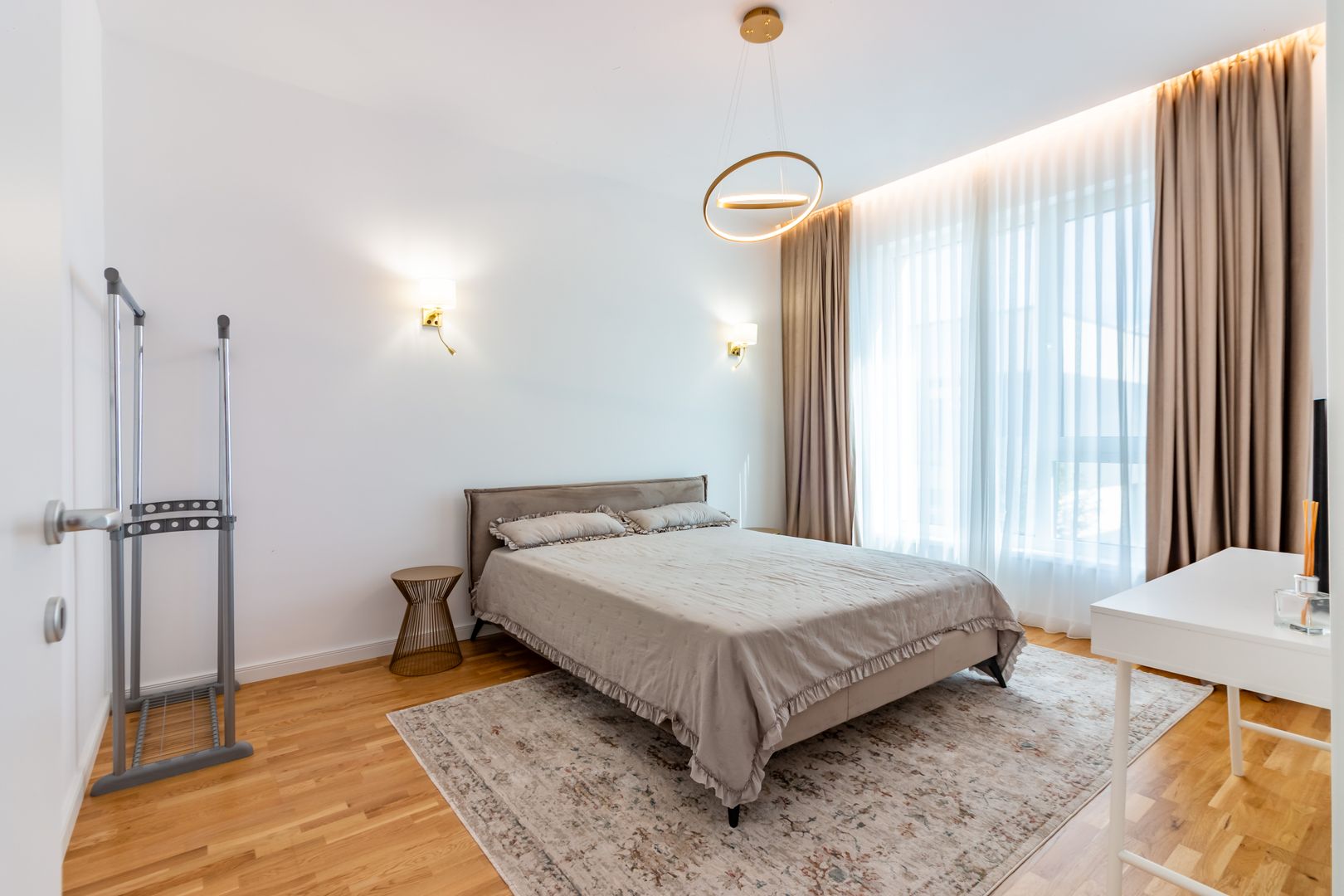 Vânzare casă modernă cu 5 camere | Corbeanca | Grădină și confort - Poză 26