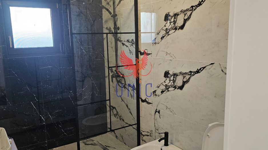 Vila 5 camere, zona rezidentiala . - Poză 28