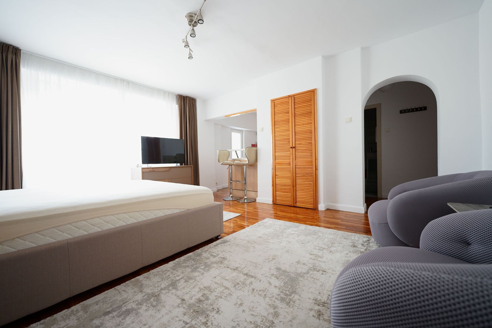 Garsoniera, Natiunile Unite, Unirii, Tribunal, Casa Poporului, Splai - Poză 6