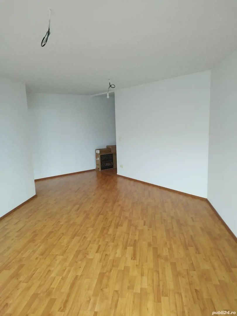 Vanzare apartament 2 camere central - Poză 3