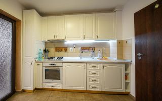 Apartament 3 camere, mobilat si utilat, aproape de metrou - Poză 9