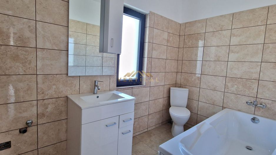 VILA BULEVARD/PRET EXCELENT, COM BERCENI, IF - Poză 9