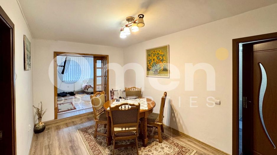 Apartament 3 camere de vânzare | zona Săsar | parter | curte privată | - Poză 1