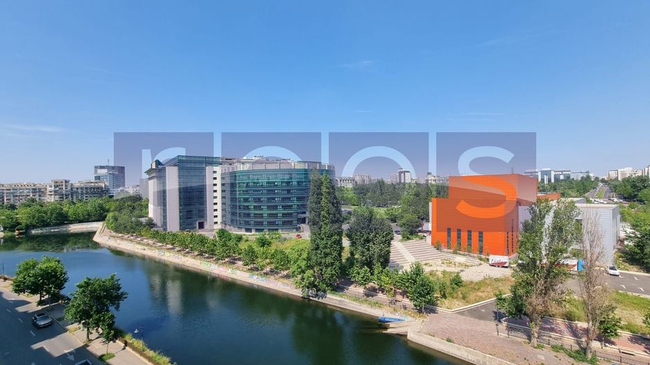 VANZARE - PENTHOUSE-5 CAMERE- TERASA -ZONA- UNIRII- FANTANI - Poză 2