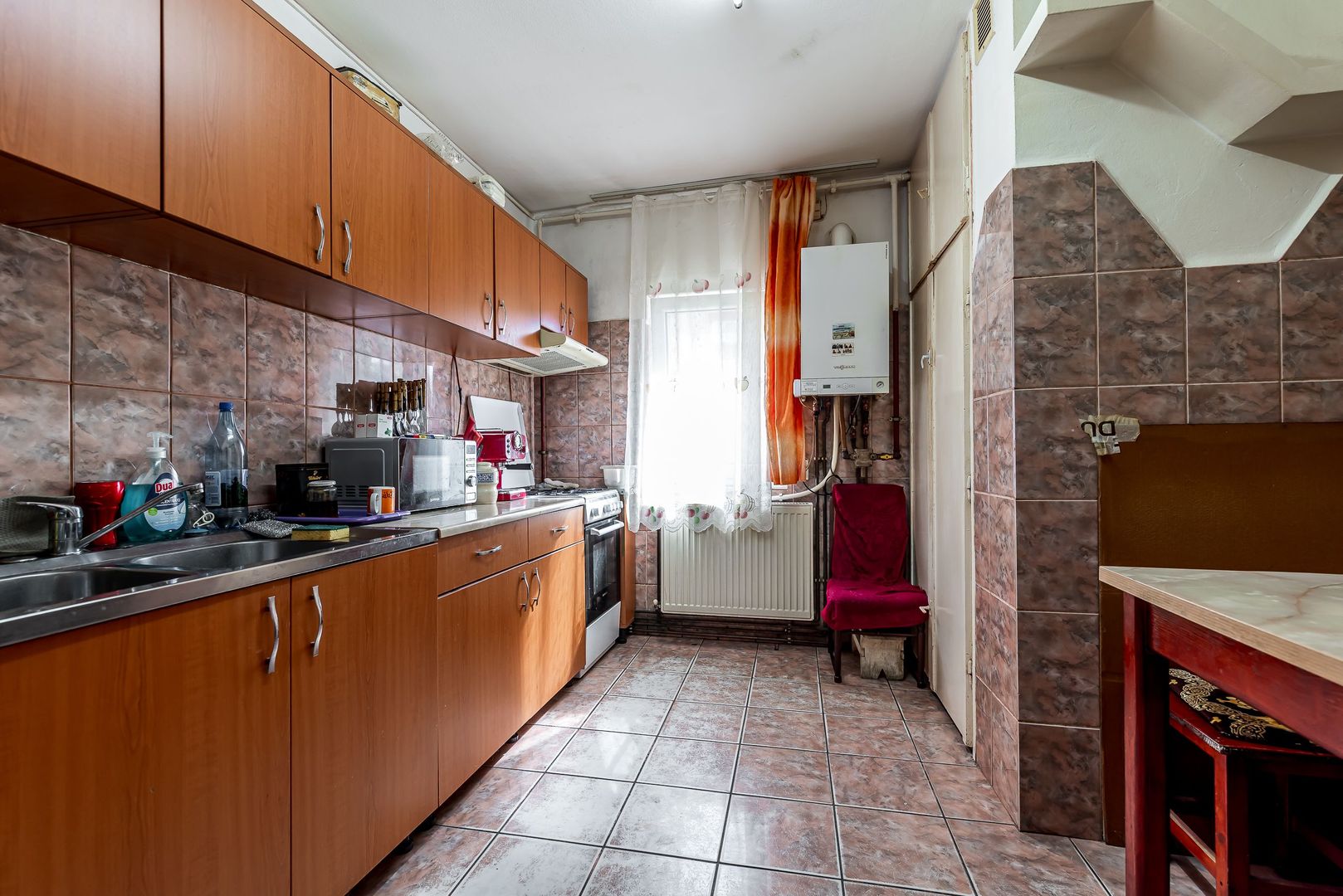 Apartament cu 3 camere decomandat la parter in Confectii Comision 0% - Poză 2