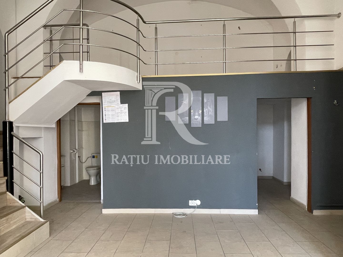 Spațiu comercial de inchiriat | Locație ultracentrală | Oradea - Poză 6
