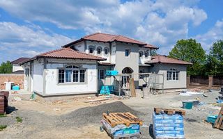 Casa stil mediteranian 4 dormitoare 800 mp teren Tocile Sibiu - Poză 1