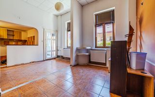 REZERVAT! Apartament cu o cameră -Bulevardul Revoluției 80 - Poză 3