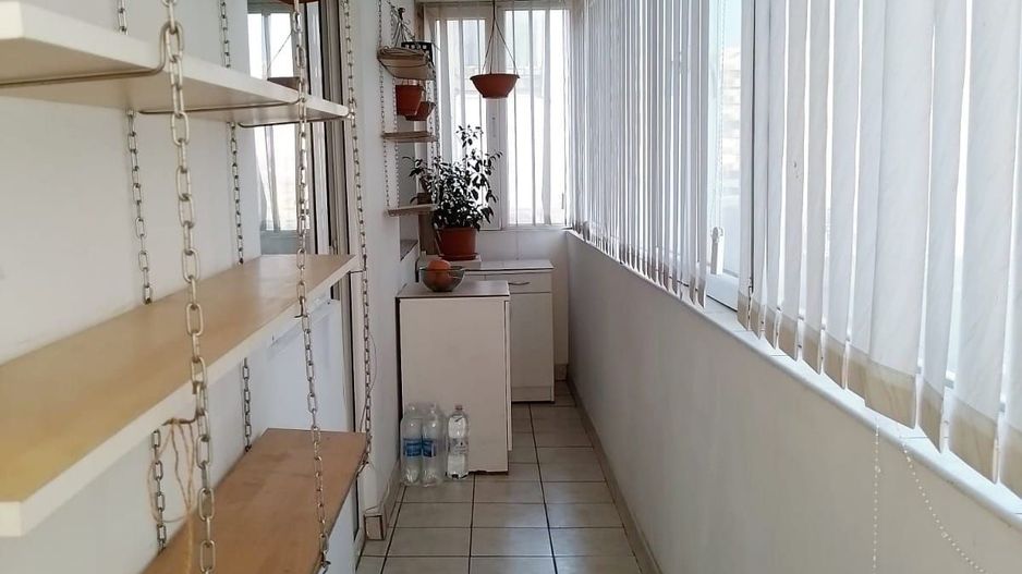 Apartament cu 3 camere, decomandat, zona Republicii - Poză 10