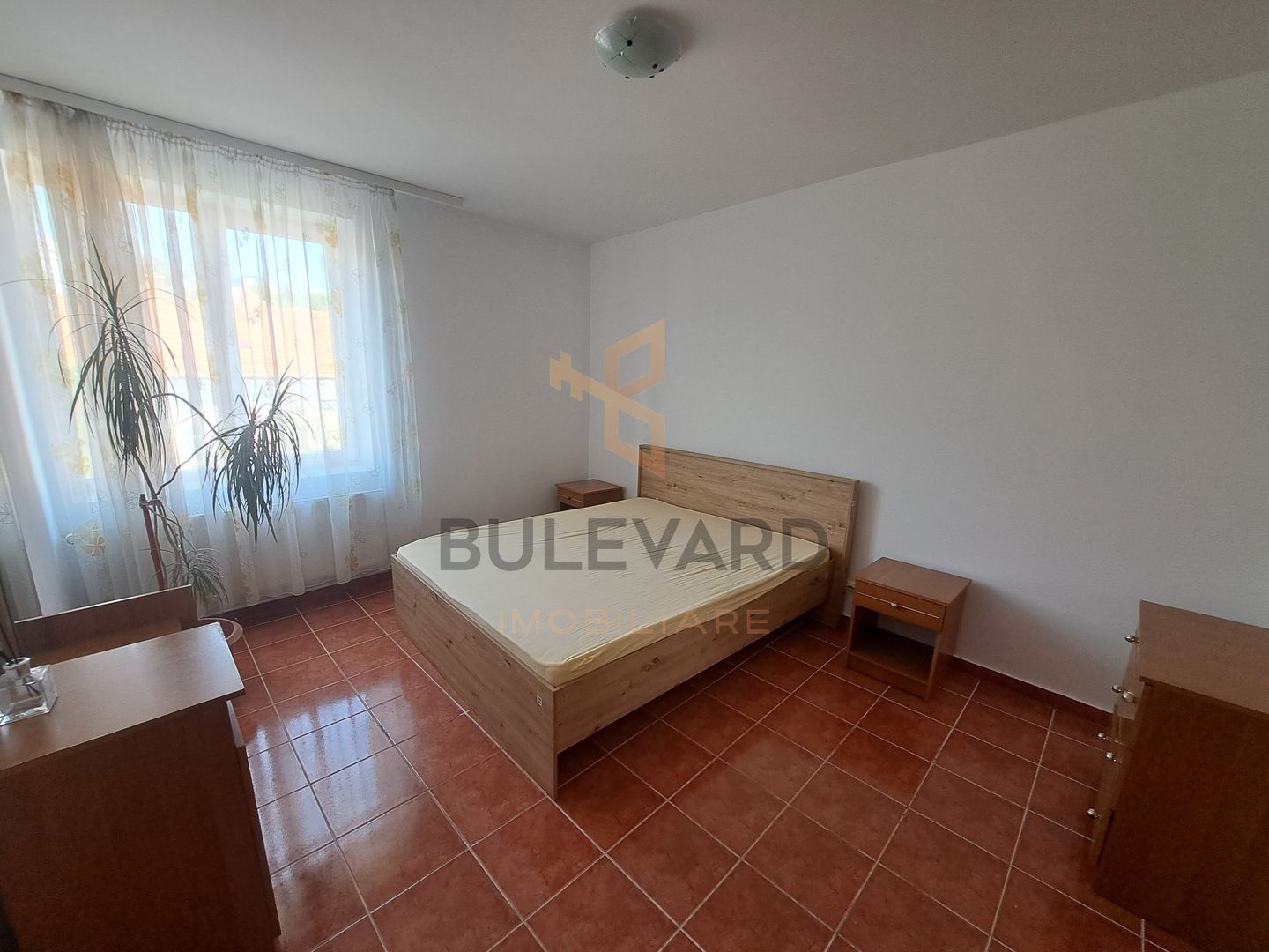 Apartament 2 camere, zona centrala, inceputul strazii Horea - Poză 5