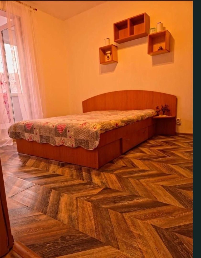 AP. 2 CAMERE TITAN, LOC PARCARE, MOBILAT/UTILAT, METROU 5 MINUTE - Poză 3