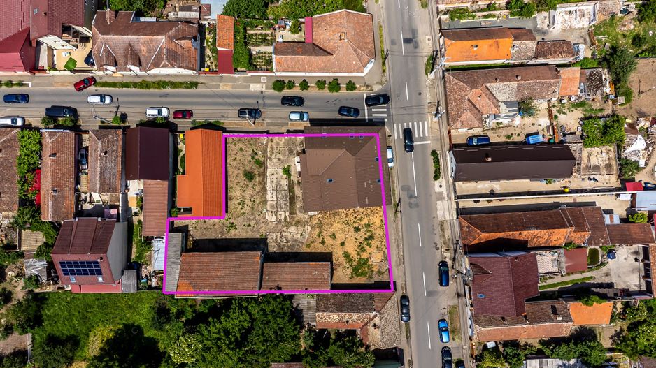 Casă spațioasă pentru familie mare. Curte generoasă, zonă accesibilă! - Poză 2