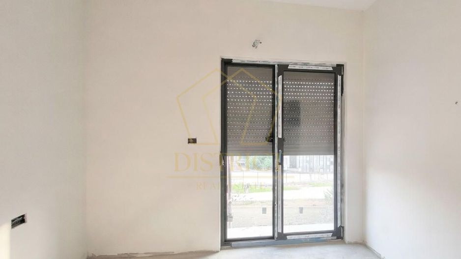 Duplex modern cu 5 camere si carport  I Mosnita Noua I - Poză 8