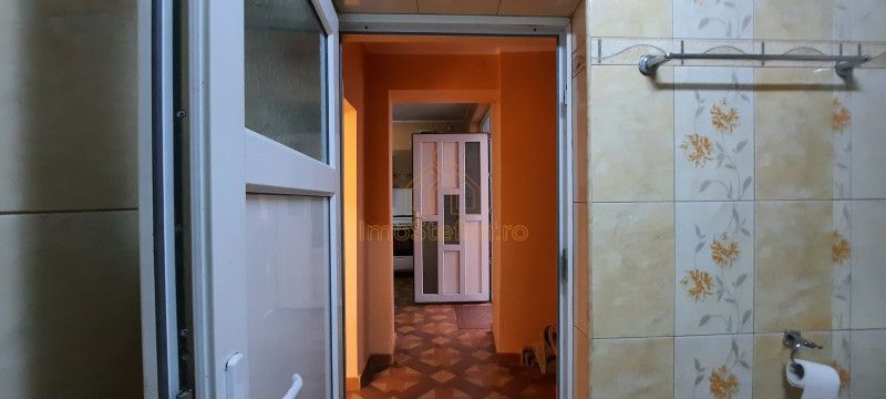 Acasă într-o casă din Coiciu lângă Institutul de Marină - Poză 3