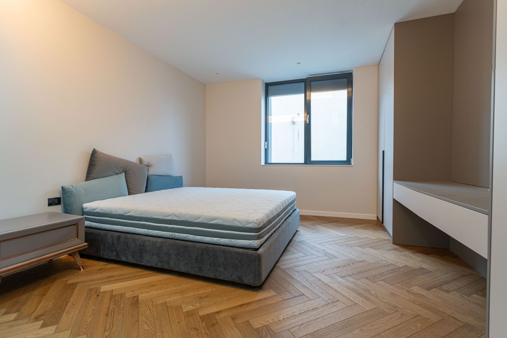 Luxury 4-Room Apartment – HERASTRAU I Parking Spots I ROVERE FURNITURE - Poză 10