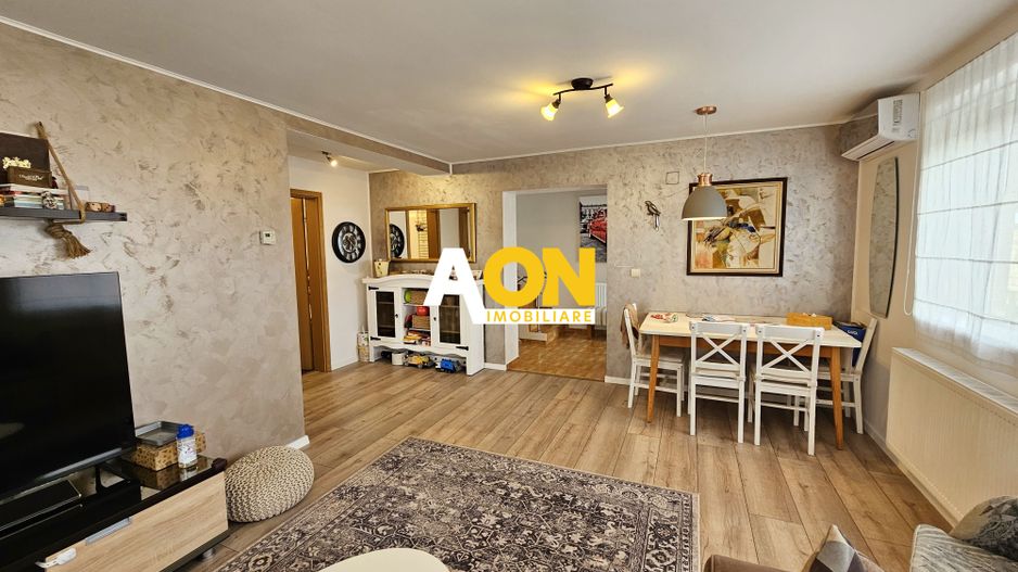 Apartament 3 camere, 120 mp utili, la vila, cu garaj si parcare - Poză 1