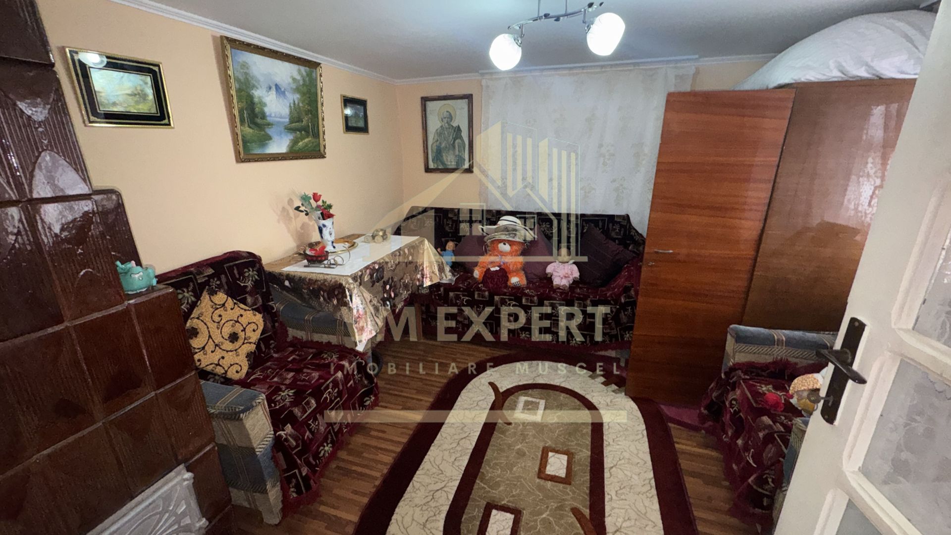 ANSAMBLU DE CASE CU 5 CAMERE 110MP TEREN 2530 MP BUGHEA DE JOS ARGEȘ - Poză 6