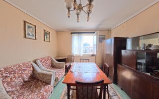Apartament De Vanzare - Poză 1