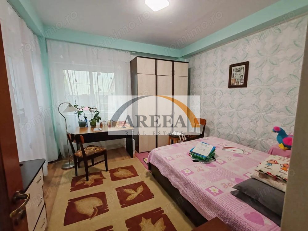 PRET BUN - casa 5 camere, curte individuala - metrou C-tin Brancoveanu - Poză 4