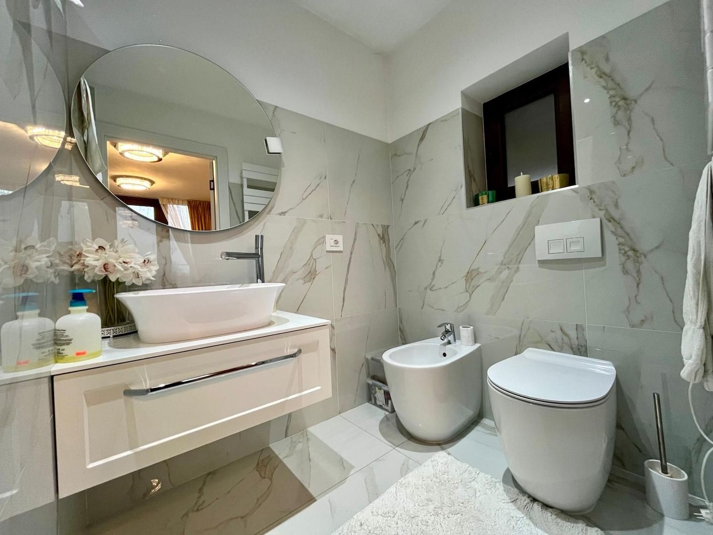 CASA COMPLET UTILATA SI MOBILATA MODERN CU GRADINA | 1100 MP |MARGINEA - Poză 40