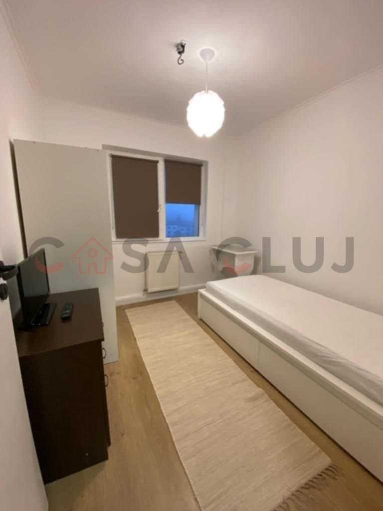 Apartament cu 4 camere, zona McDonald's / Minerva ! - Poză 6