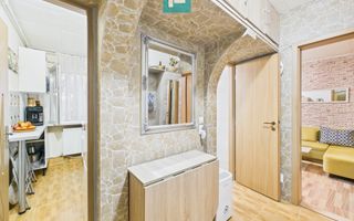 Apartament cu 2 camere la parter în Vlaicu - Poză 2