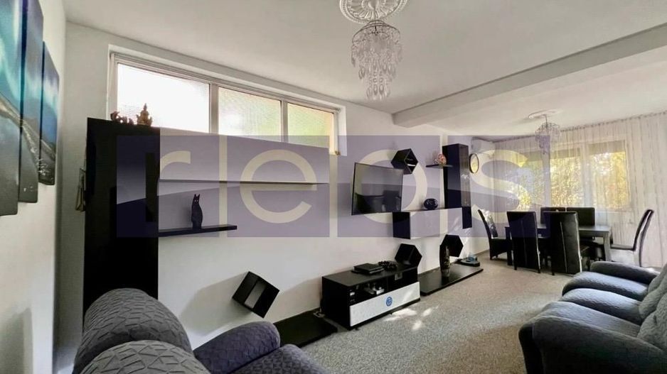 VILA P+1+M APARATORII PATRIEI - Poză 2